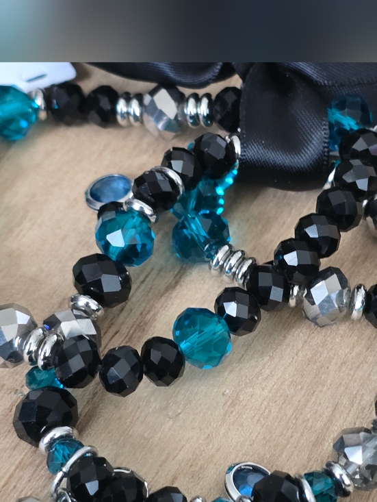 White House Black Market Blue and Black Beaded Charm Stretch Bracelet Set - Picture 5 of 5